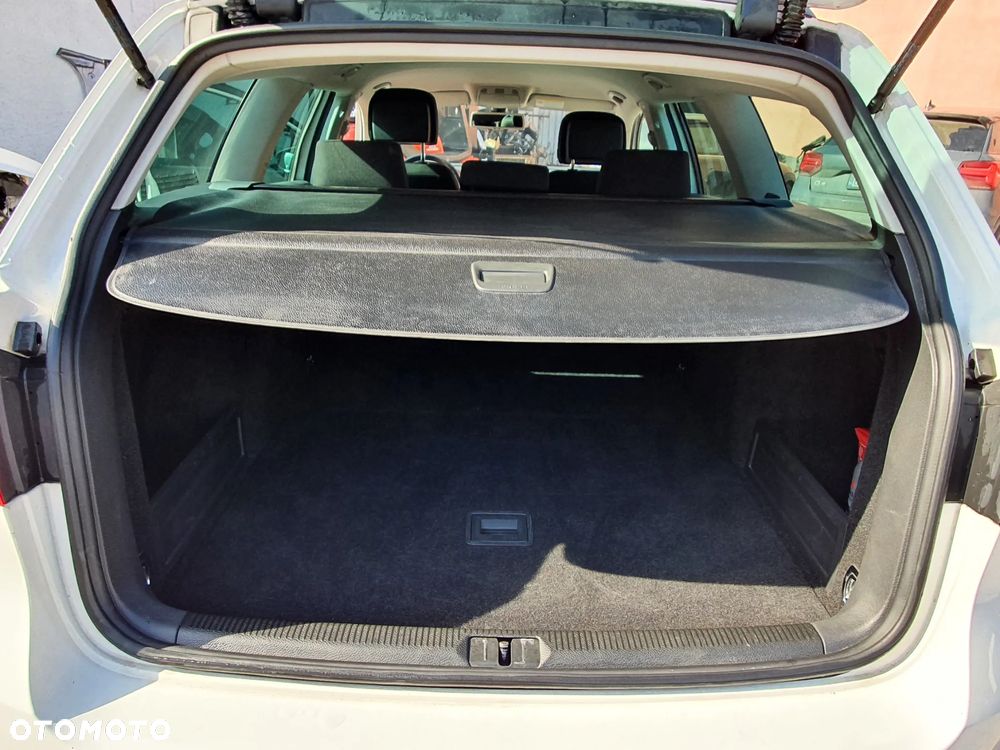 Volkswagen Passat 1.8 TSI DSG Comfortline - 20