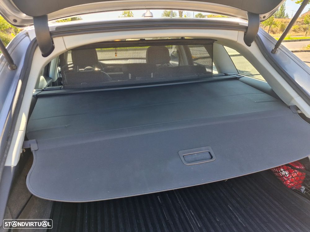 Audi A6 Avant 2.0 TDi Advance S tronic - 8