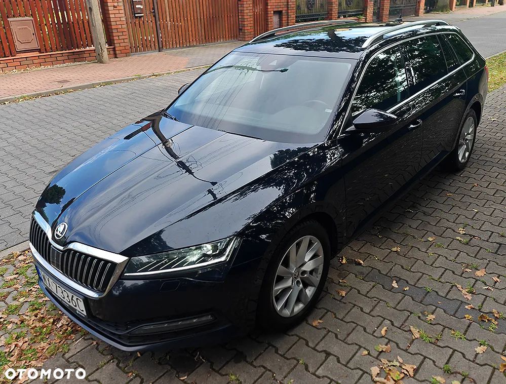 Skoda Superb 2.0 TDI SCR Style DSG - 23
