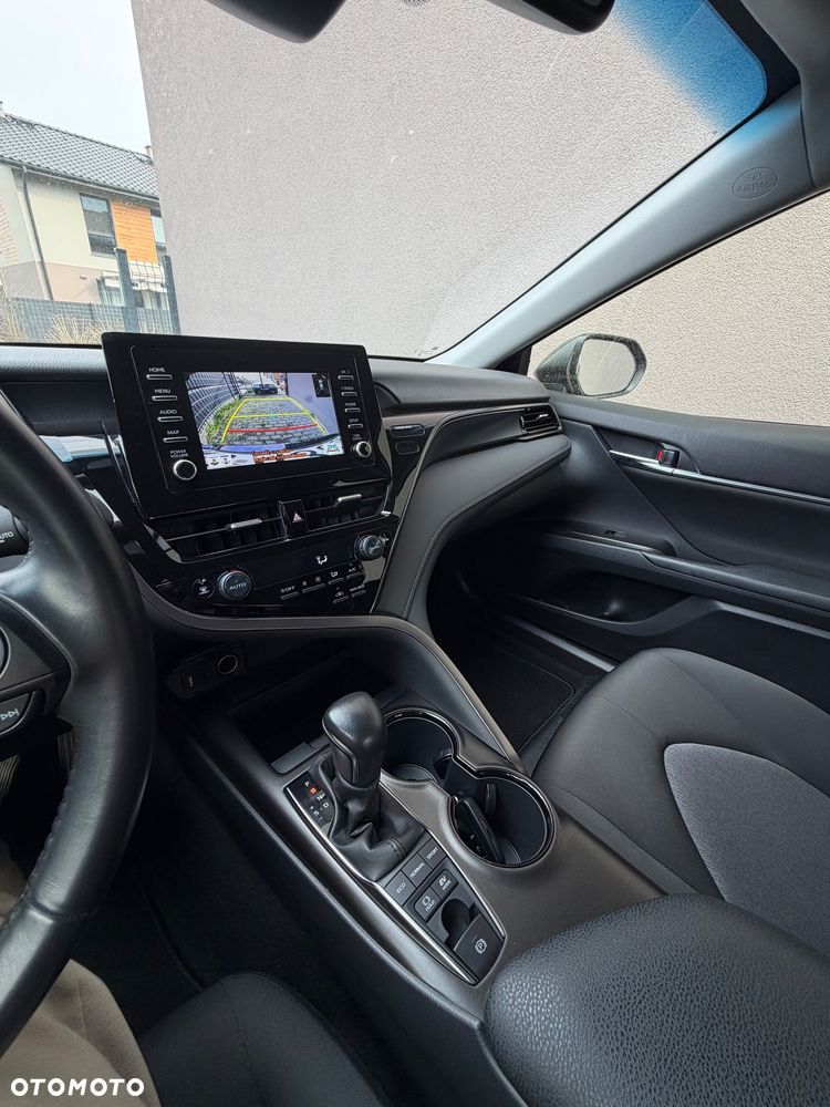 Toyota Camry 2.5 Hybrid Comfort CVT - 10