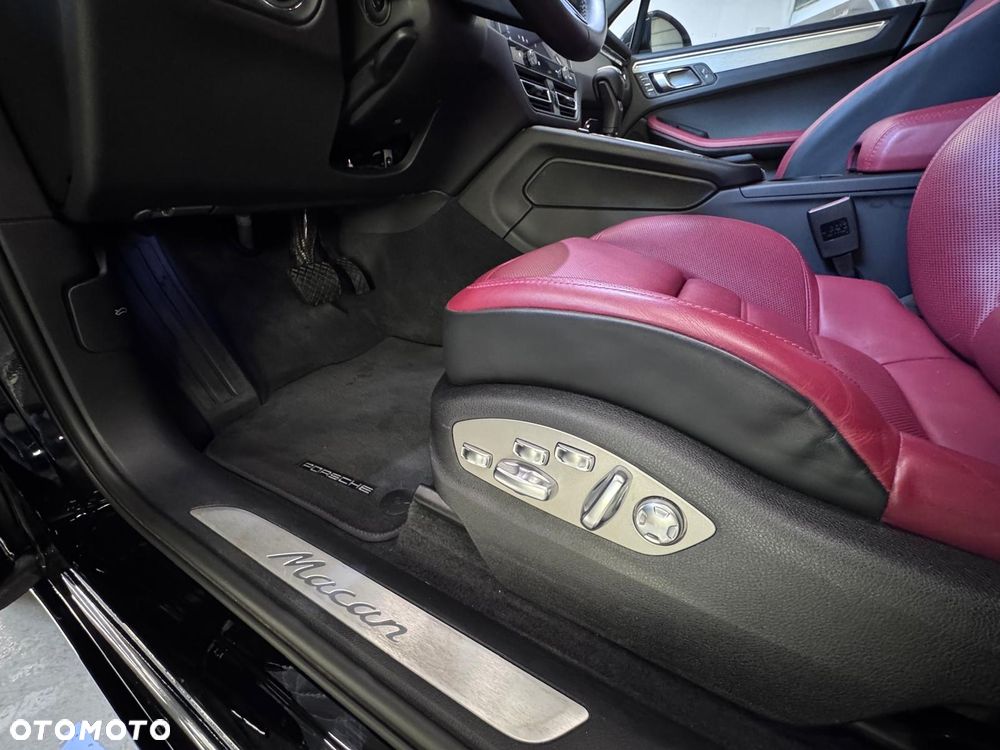 Porsche Macan - 18