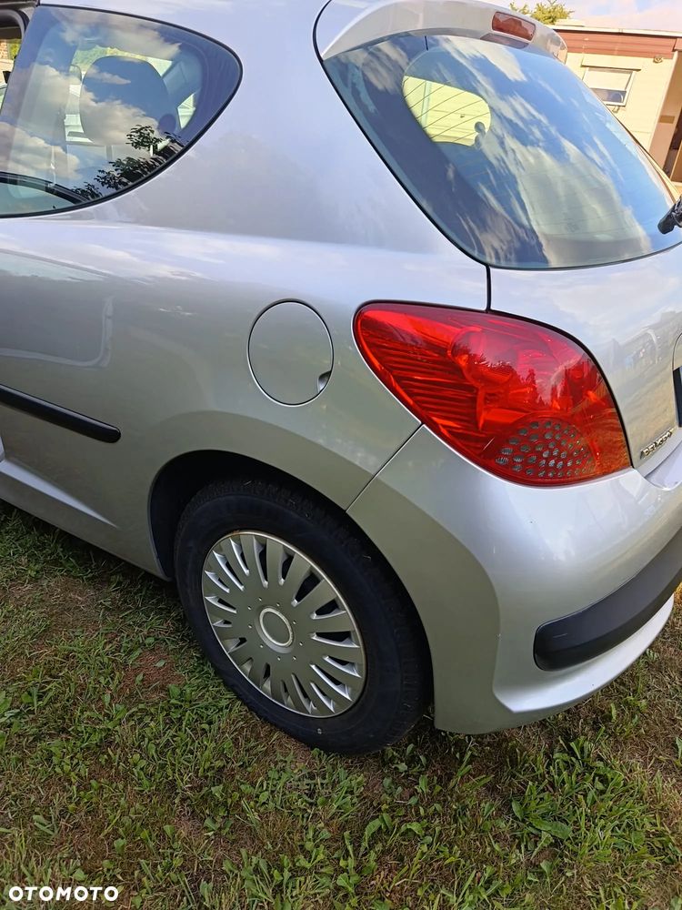 Peugeot 207 1.4 Presence - 7