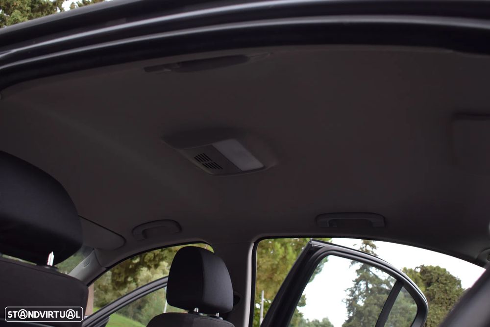 BMW 318 d Exclusive - 13