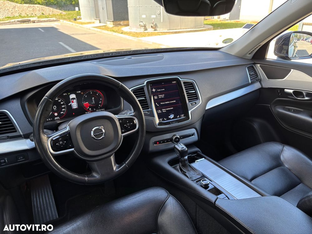 Volvo XC 90 - 8