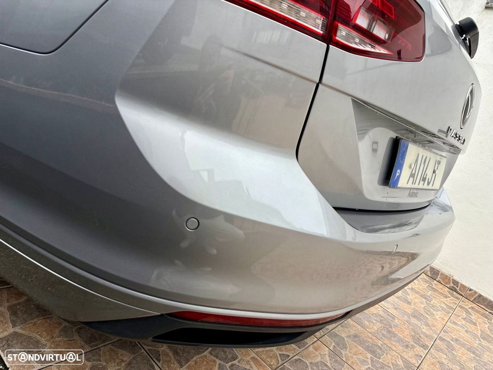 VW Passat Variant 2.0 TDi Elegance DSG - 4