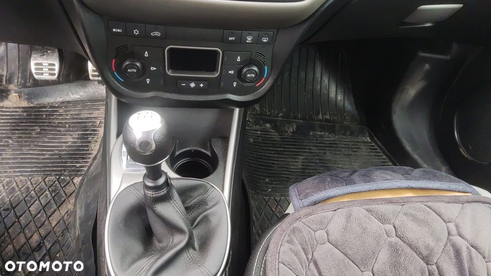 Alfa Romeo Mito 1.4 TB MultiAir Distinctive S&S - 11