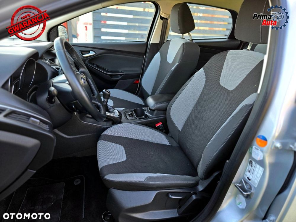 Ford Focus - 25