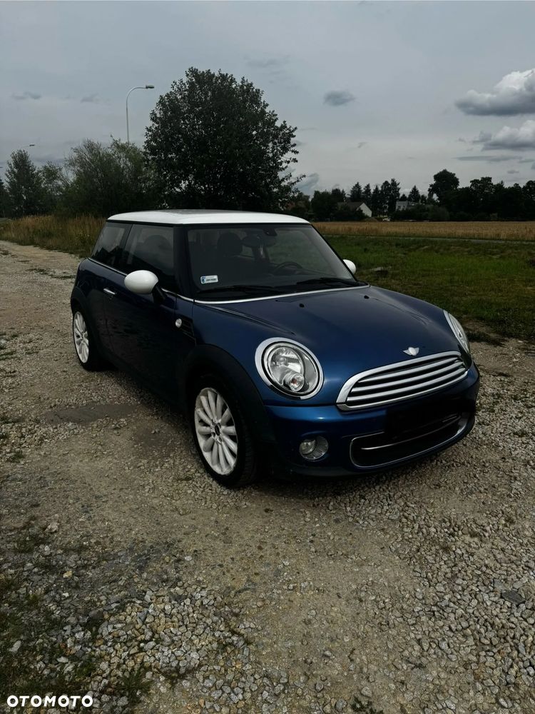 MINI Cooper Standard - 1