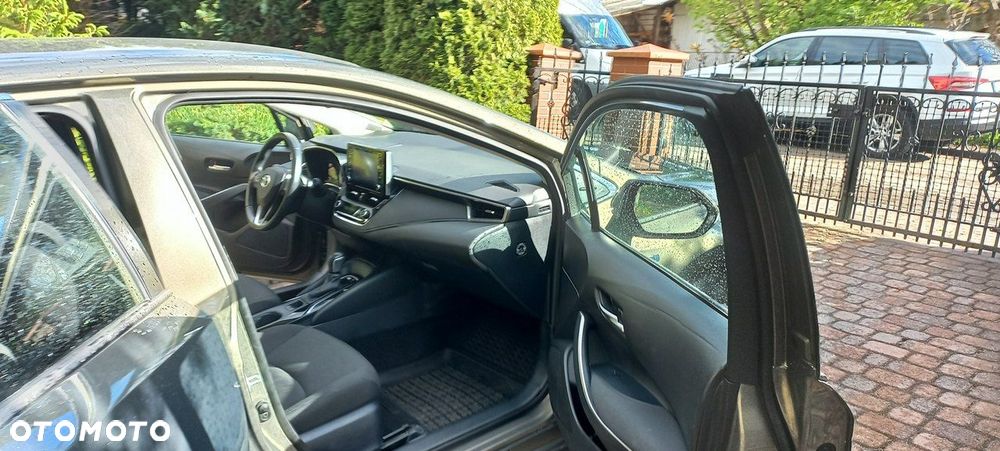 Toyota Corolla 1.8 Hybrid Comfort - 22