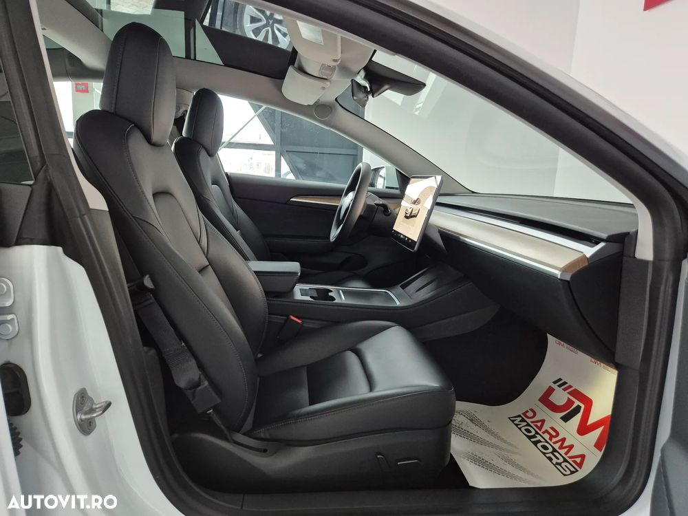 Tesla Model 3 Performance - 13