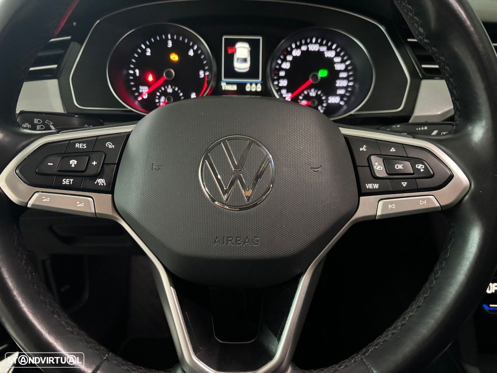 VW Passat 2.0 TDI Business DSG - 16