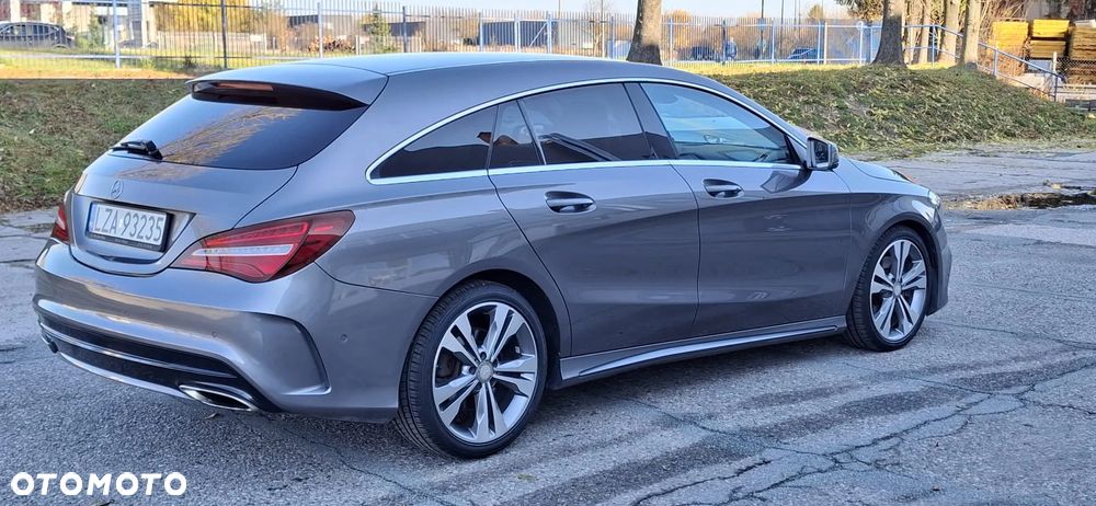 Mercedes-Benz CLA 220 4-Matic - 2