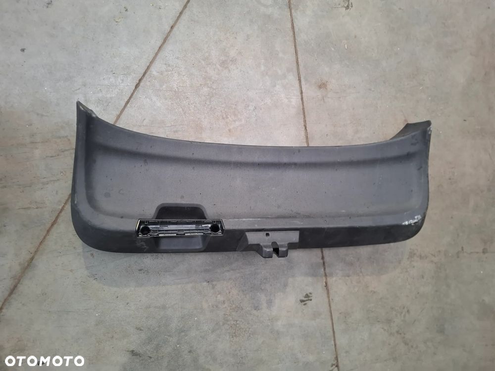 Plastik klapy bagażnika Clio V 909008594R - 3