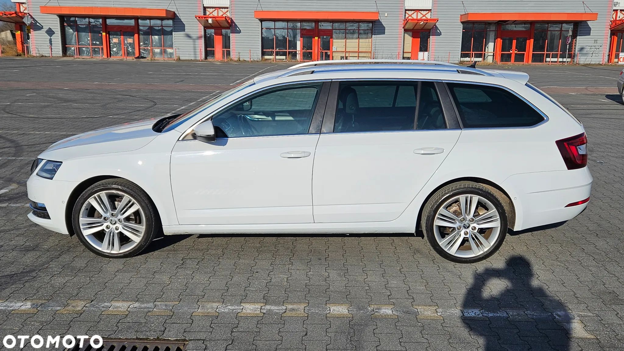 Skoda Octavia 2.0 TDI (Green tec) DSG Style - 1