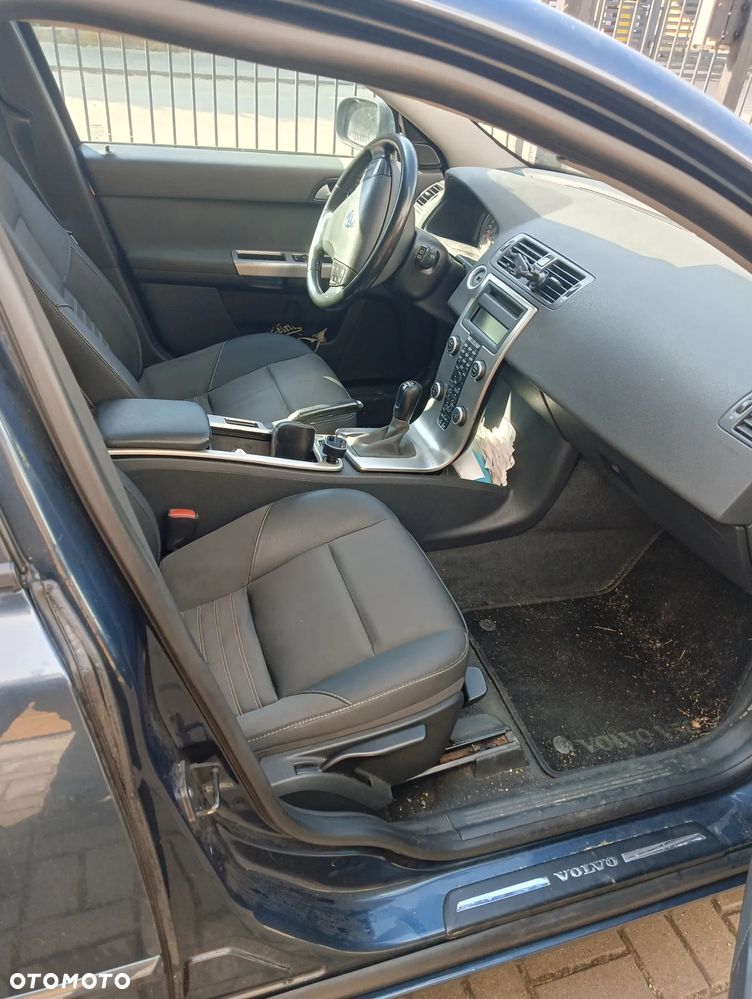 Volvo V50 1.6 Momentum - 11