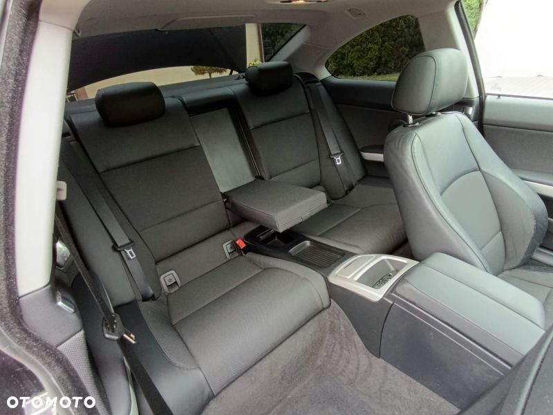BMW Seria 3 325i - 10