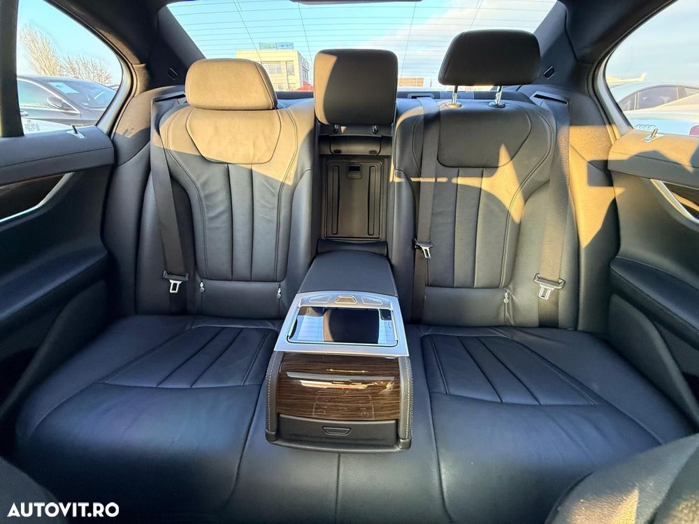 BMW 7 Series 2019 — imagine 23
