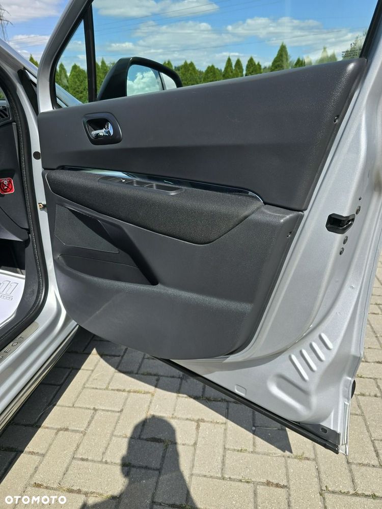 Peugeot 3008 - 24
