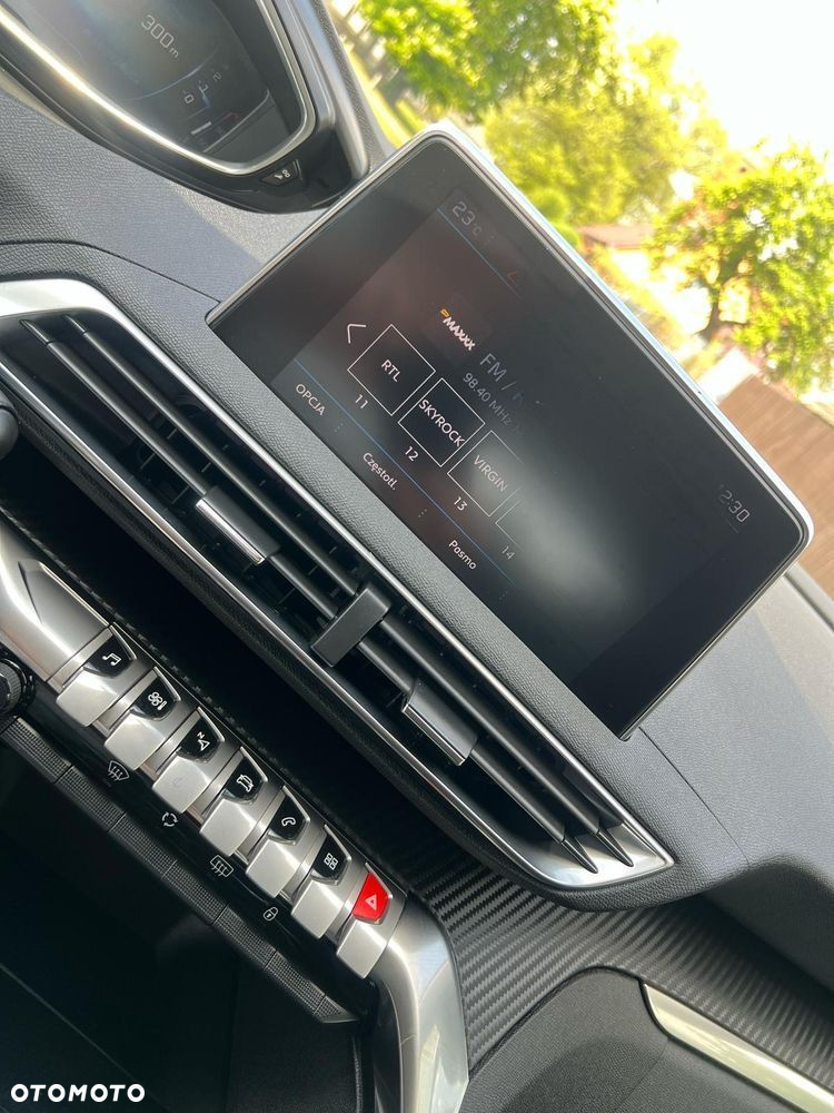 Peugeot 3008 1.5 BlueHDi Active S&S - 12