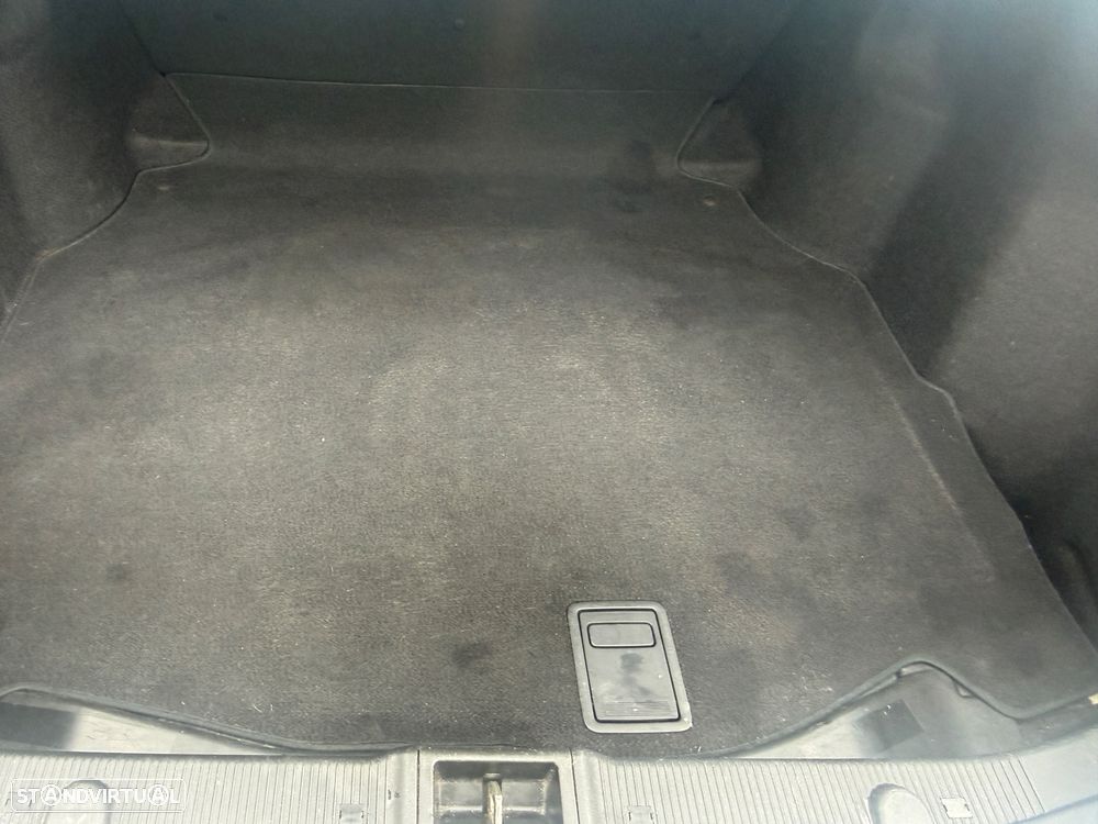 Mercedes-Benz C 200 - 26