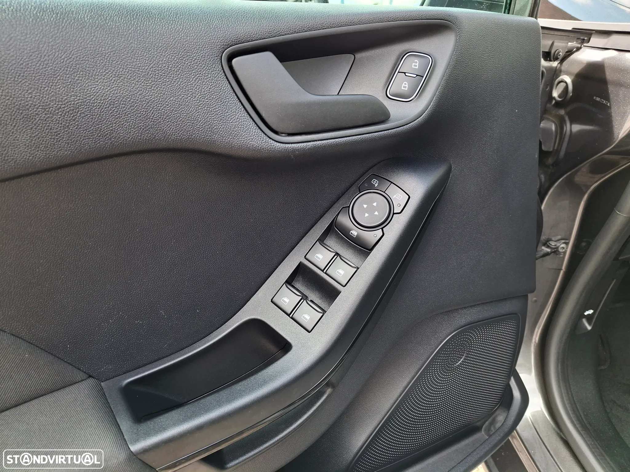 Ford Fiesta 1.0 EcoBoost Trend Connected - 8