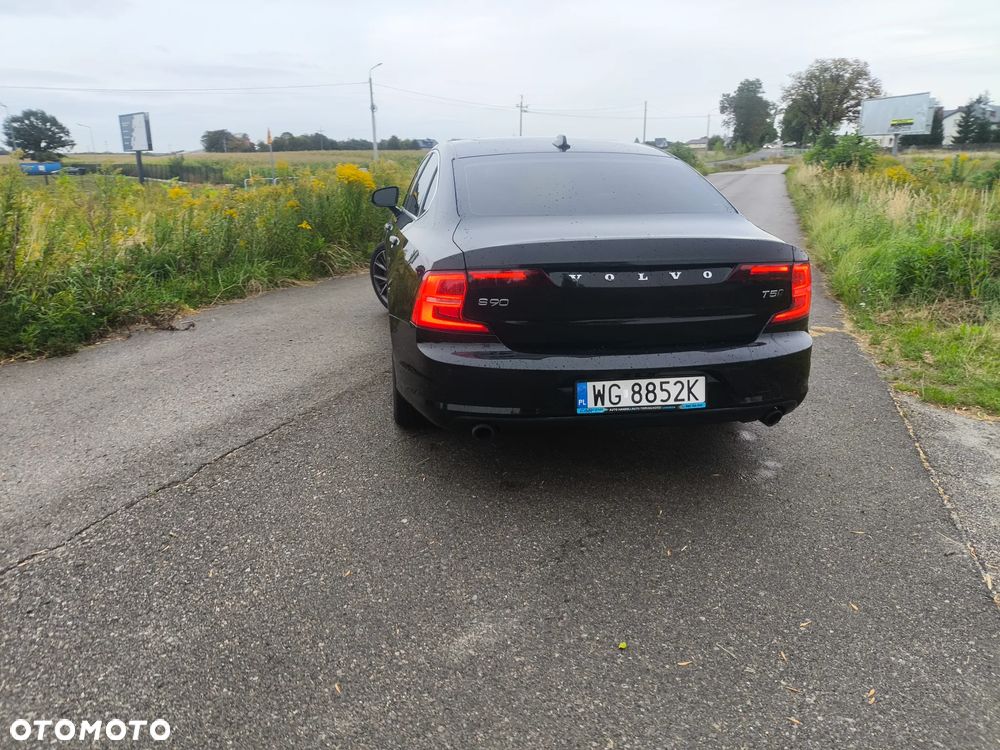 Volvo S90 T5 Momentum - 11
