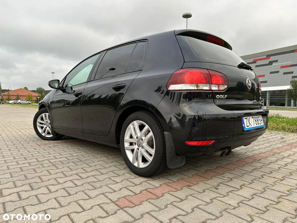 Volkswagen Golf 1.4 TSI Highline DSG - 2