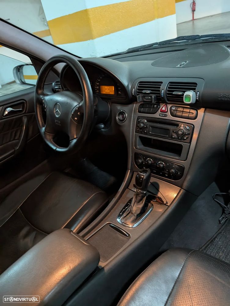 Mercedes-Benz C 220 - 12