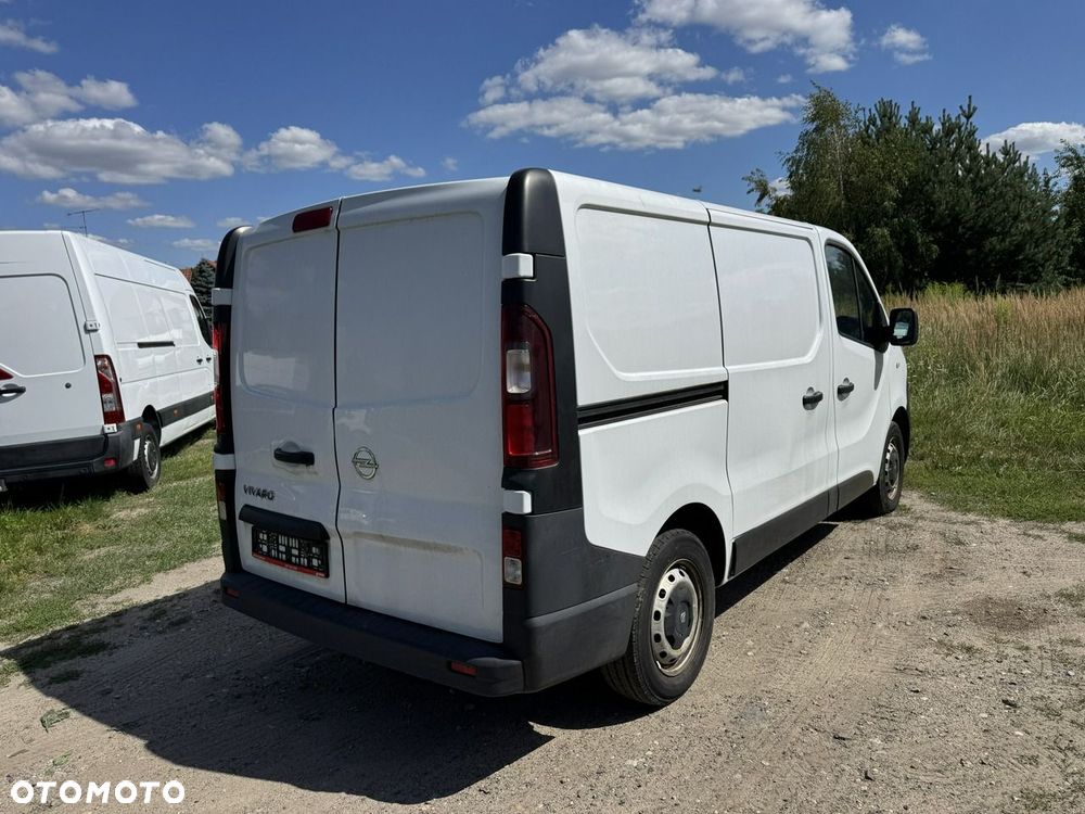 Opel Vivaro - 5