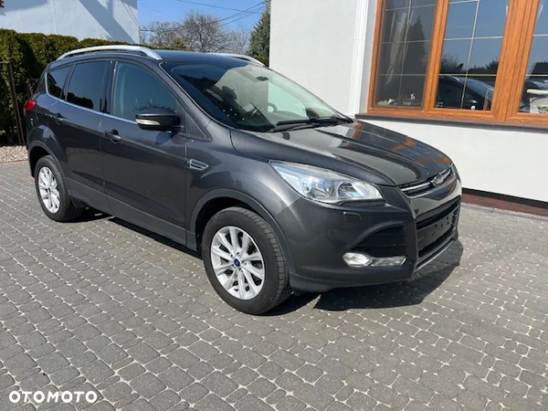 Ford Kuga 1.5 EcoBoost 2x4 Titanium