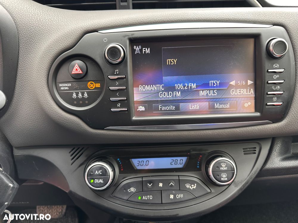 Toyota Yaris 1.5 VVT-i HSD Luna - 15