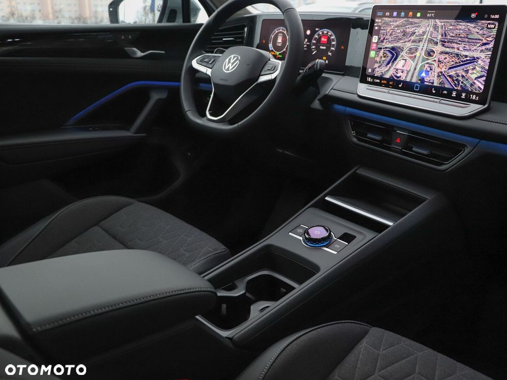 Volkswagen Tiguan - 16