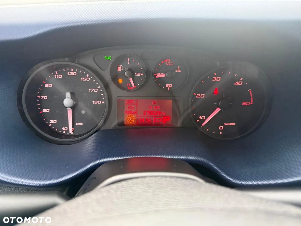 Iveco Daily 35S21, 3.0 210KM, L2H1, HiMatic, Bardzo zadbany - 17