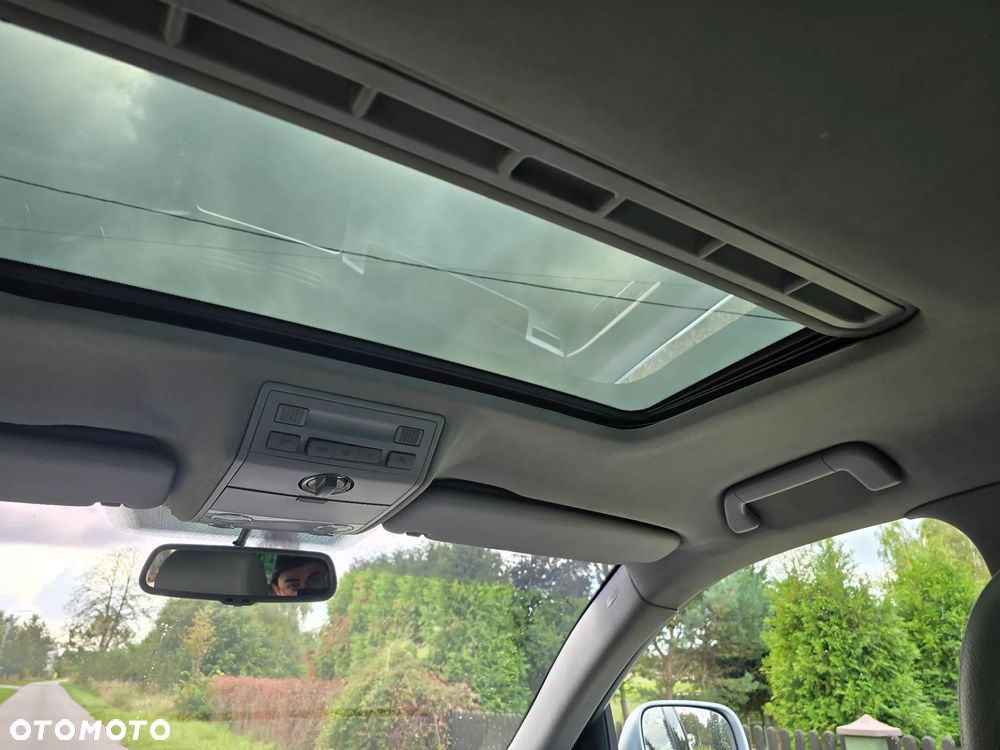 Volkswagen Touareg 2.5 R5 TDI Tiptr - 16