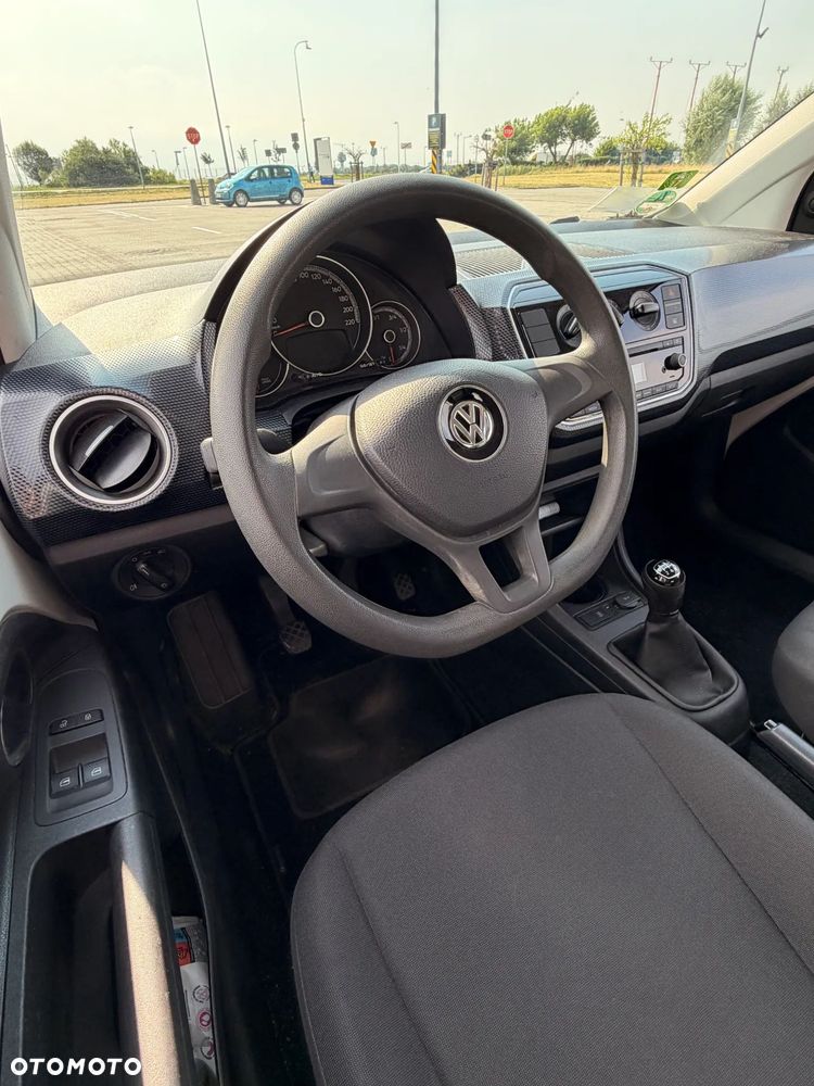 Volkswagen up! 1.0 Take - 9