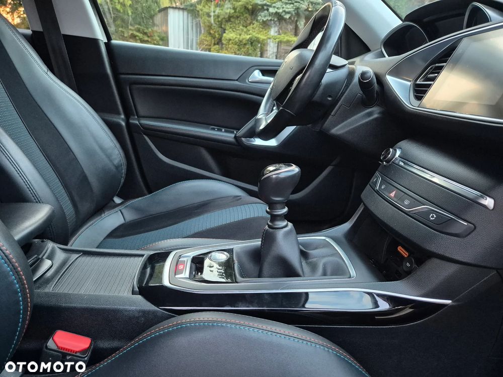 Peugeot 308 BlueHDi 130 Stop & Start Tech Edition - 22