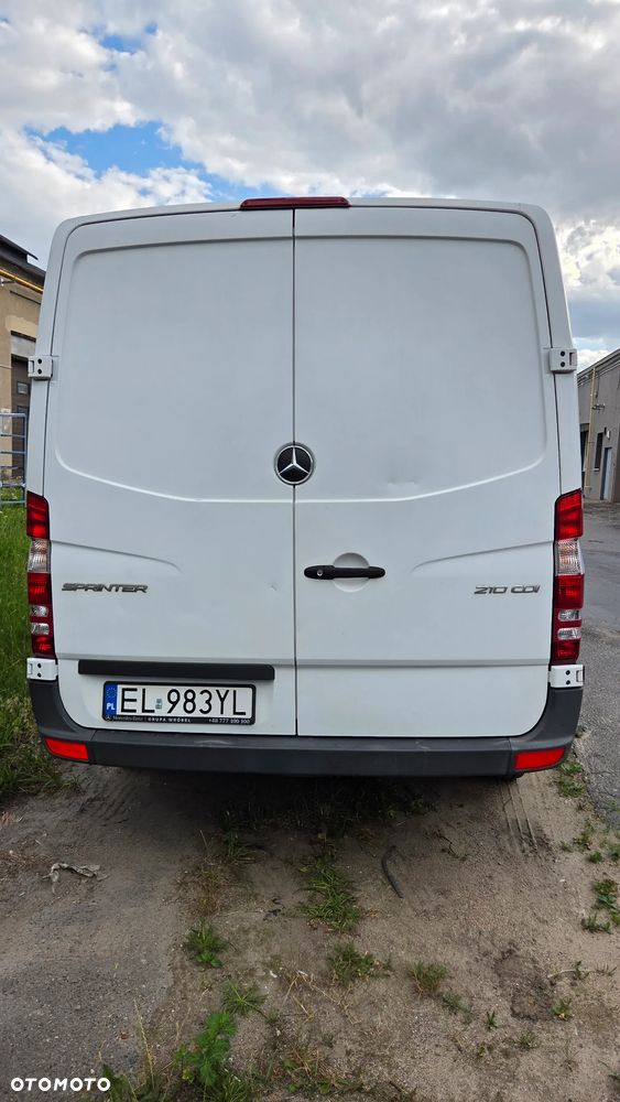 Mercedes-Benz Sprinter - 4