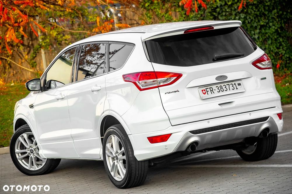 Ford Kuga 1.6 EcoBoost 4x4 Titanium - 10