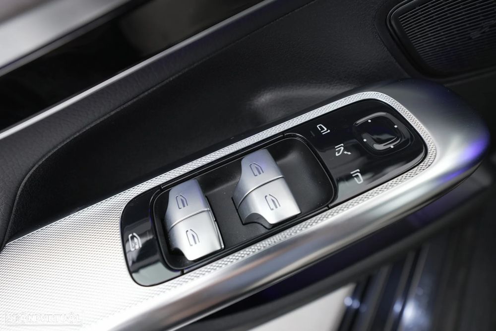 Mercedes-Benz EQE 300 Electric Art - 24