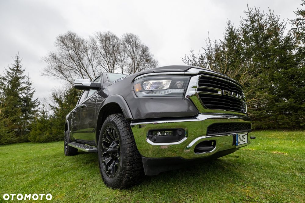 RAM 1500 5.7 Quad Cab Longbed Laramie Chrome - 3
