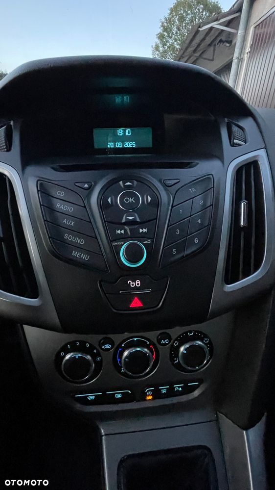 Ford Focus 1.0 EcoBoost Edition - 15