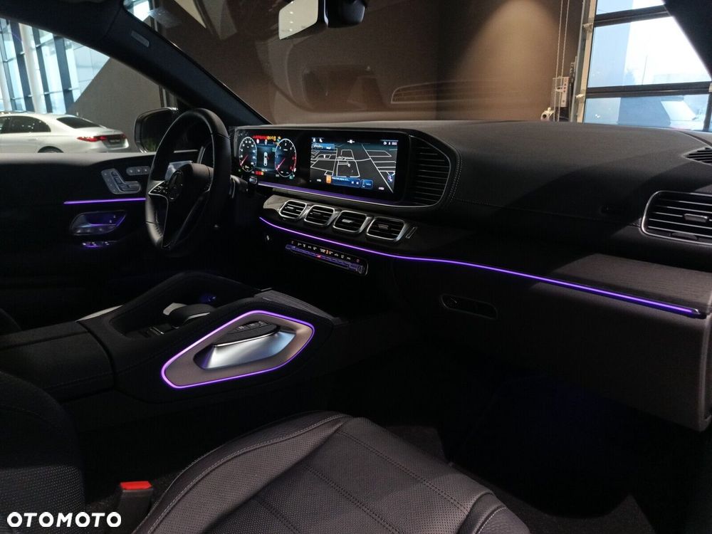 Mercedes-Benz GLE - 11