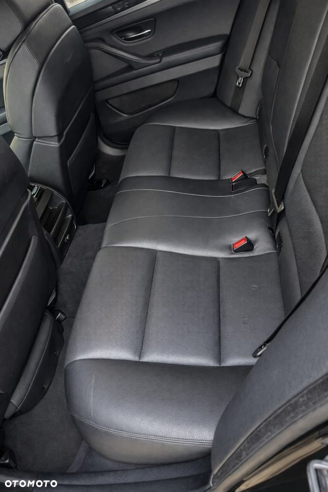 BMW Seria 5 520d - 11