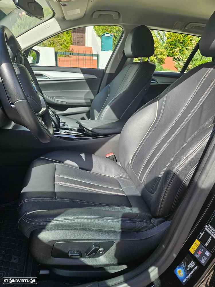 BMW 520 e Line Luxury - 16
