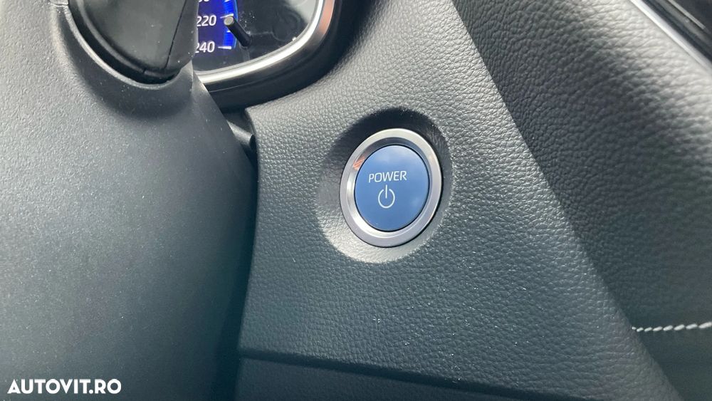 Toyota Corolla 1.8 HSD Dynamic - 32