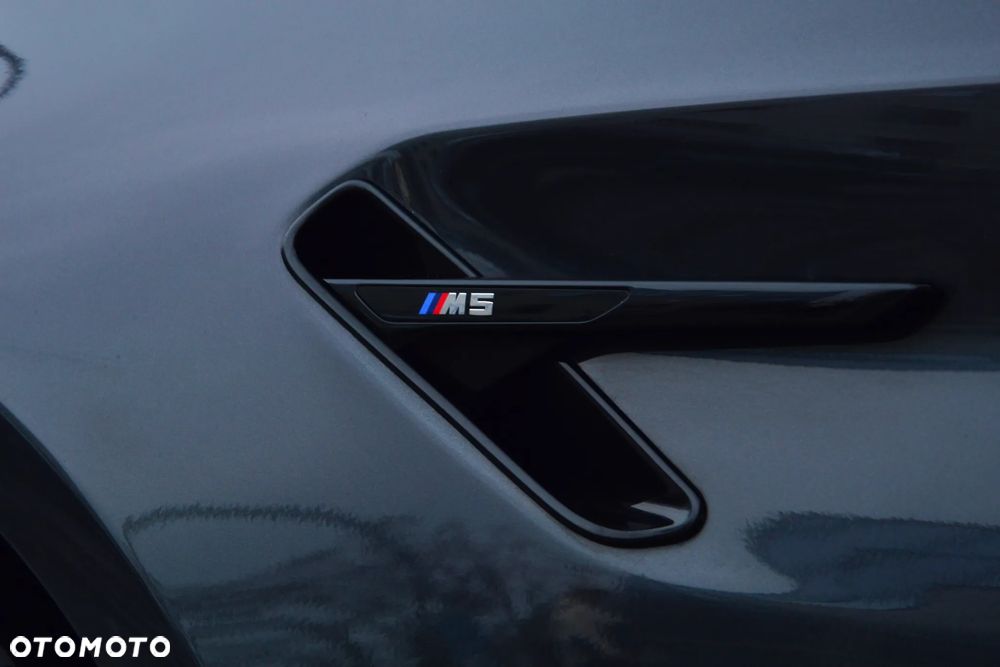 BMW M5 Standard - 13