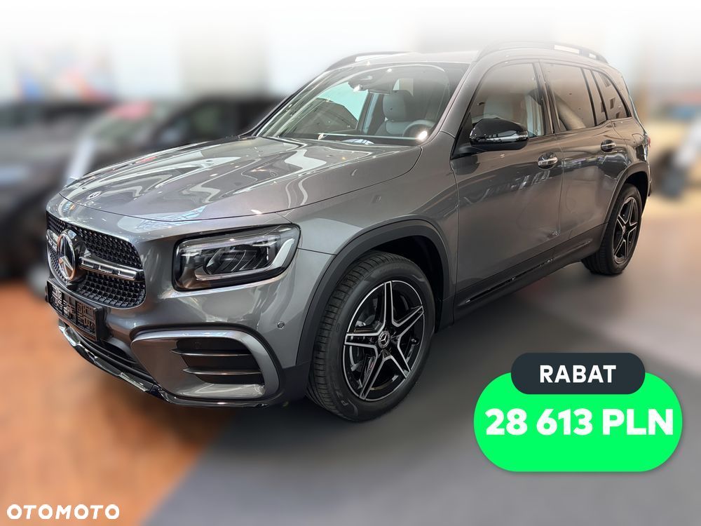 Mercedes-Benz GLB - 1