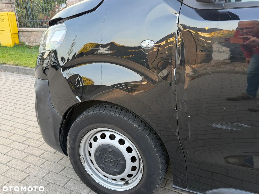 Opel VIVARO DŁUGI LONG - 32