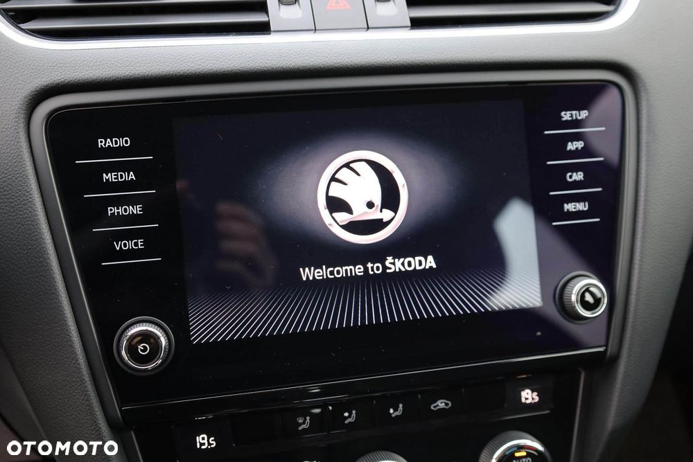 Skoda Octavia 2.0 TDI Ambition DSG - 16