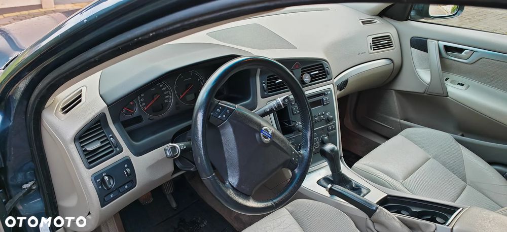 Volvo S60 D5 Kinetic - 8